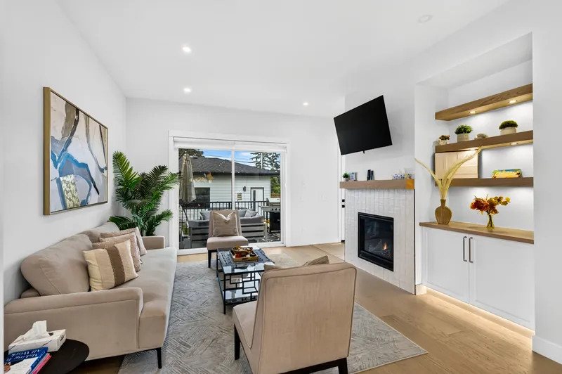 Living room with fireplace